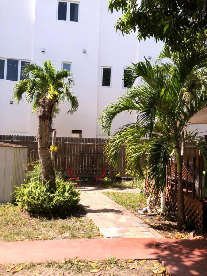 Private Suite Next To Calle Ocho マイアミ エクステリア 写真