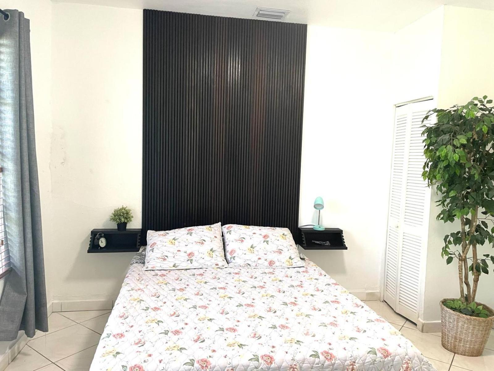 Private Suite Next To Calle Ocho マイアミ エクステリア 写真